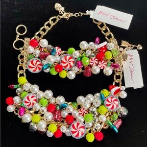 NWT BETSEY JOHNSON HOLIDAY CANDY BIB NECKLACE BRACELET SET CHRISTMAS SET